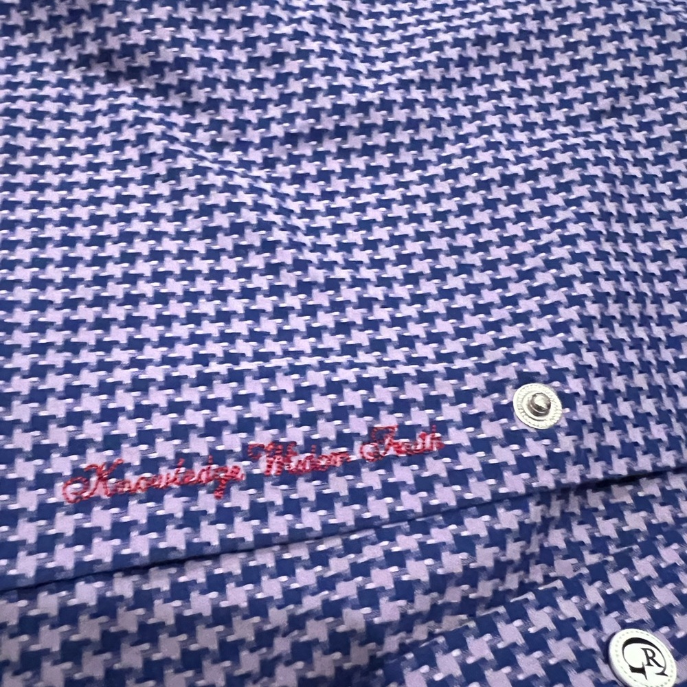 Robert Graham kids size smalll great condition